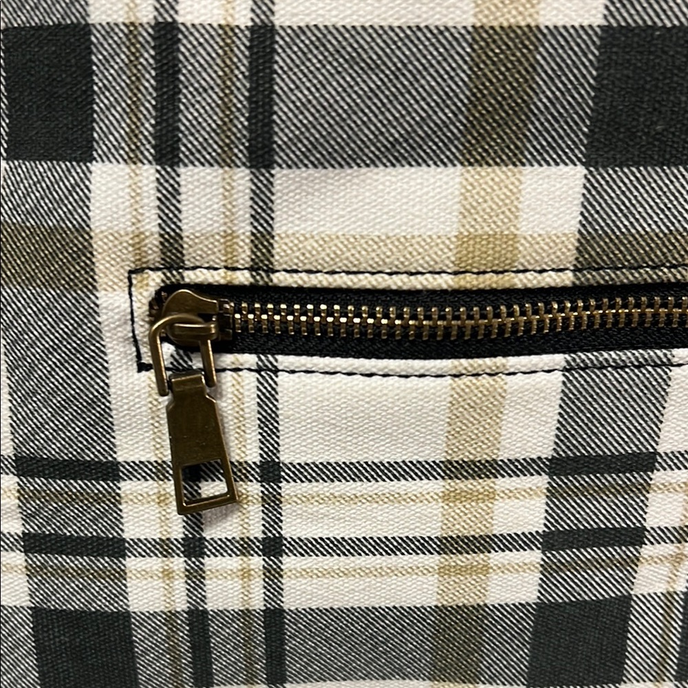 NWOT Farmhouse is my Style Plaid Tote Bag with Black Straps - Picture 10 of 10